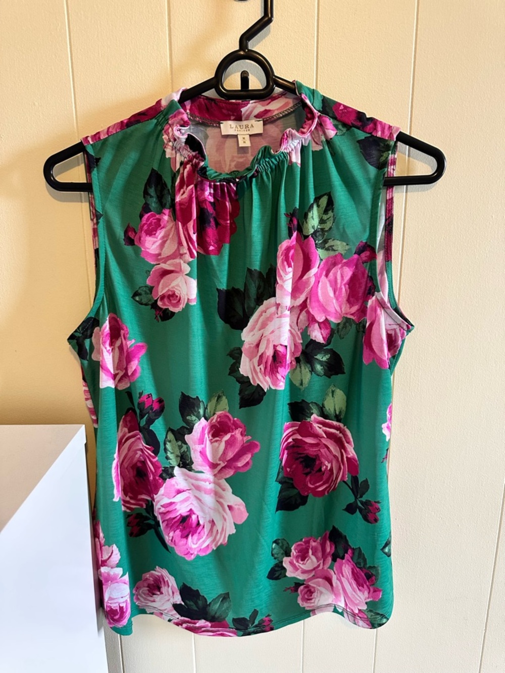 Laura Sleeveless Green Floral Camisole with Pink Rose Print